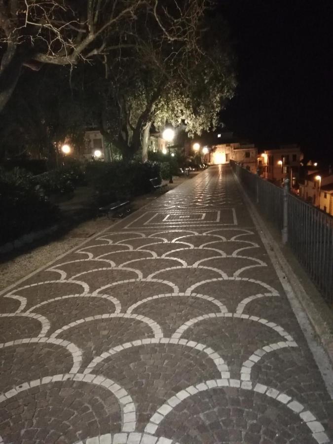 B&B Centro Storico 900 Palmi Buitenkant foto